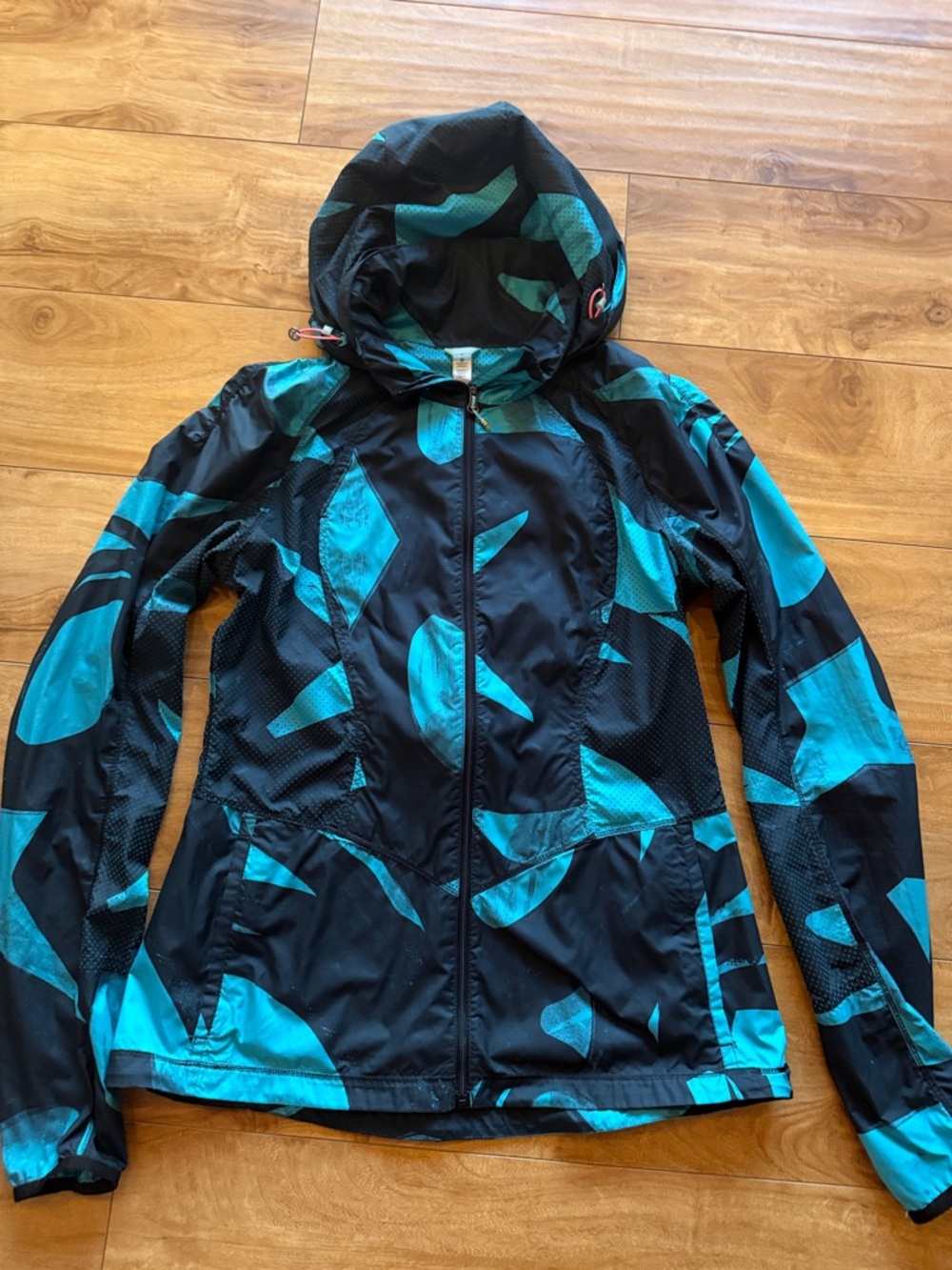 Lululemon Women's Hooded Windbreaker Jacket - Teal/Black
